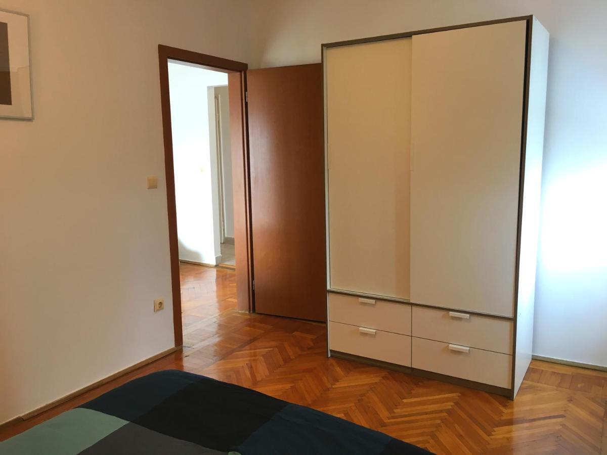 Apartment With Amazing View Near Old Town Bucarest Exterior foto