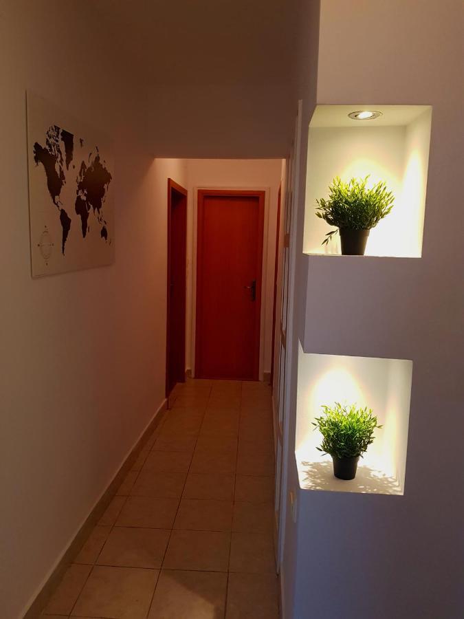 Apartment With Amazing View Near Old Town Bucarest Exterior foto