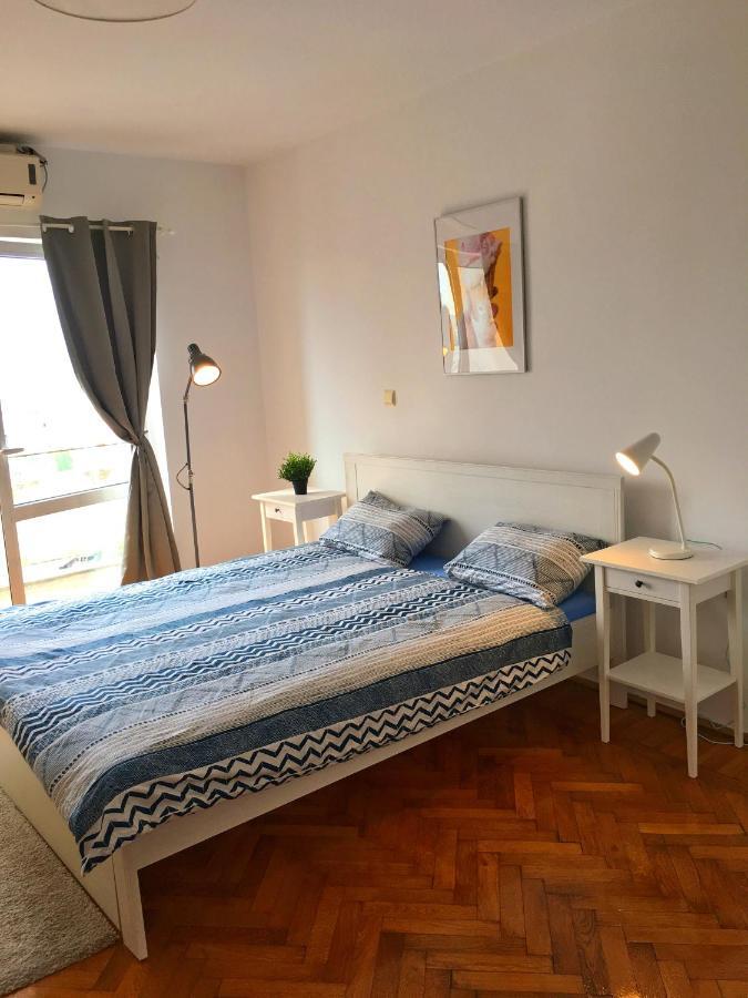 Apartment With Amazing View Near Old Town Bucarest Exterior foto