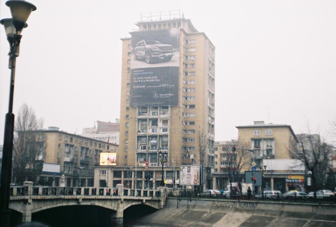 Apartment With Amazing View Near Old Town Bucarest Exterior foto